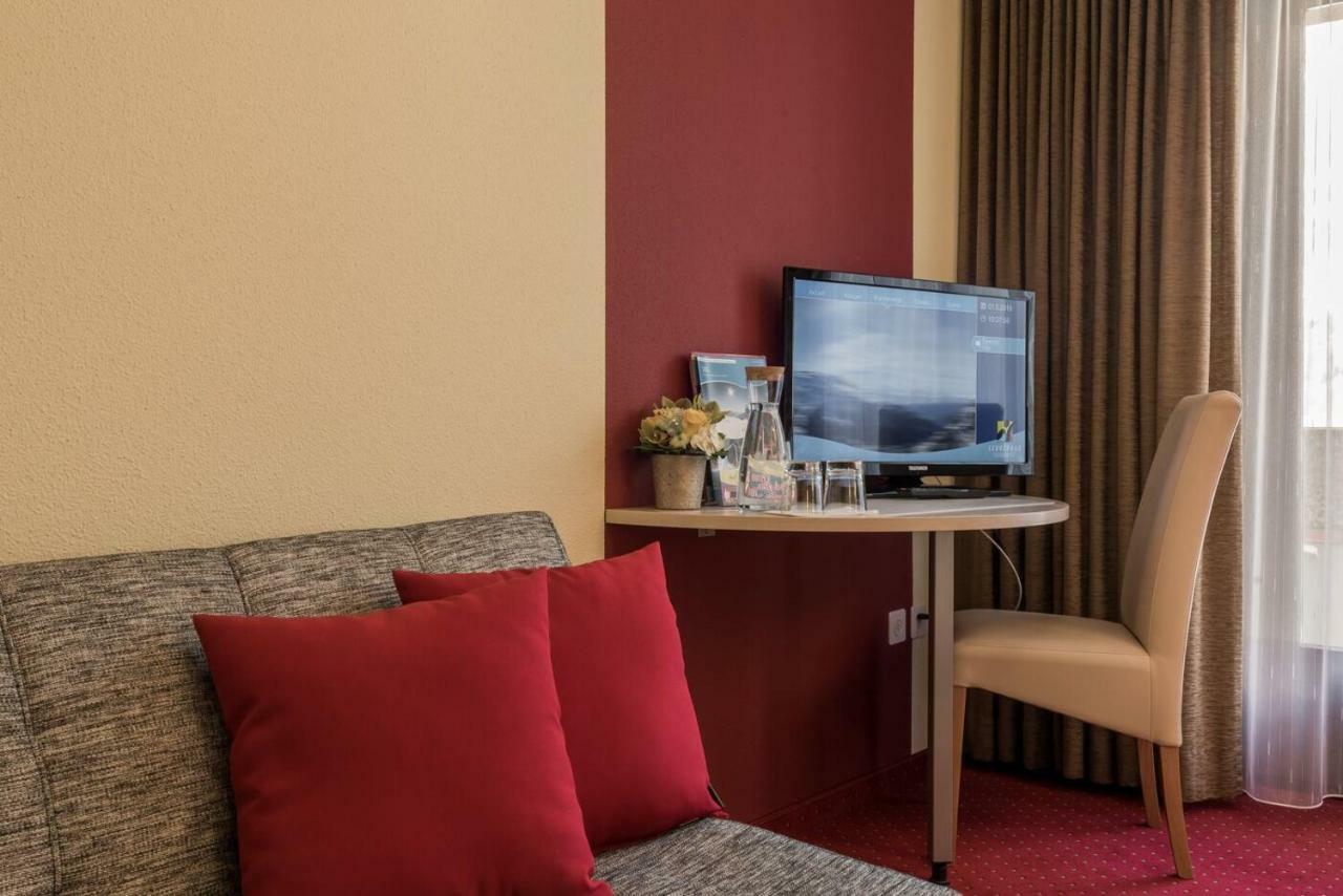 Hotel Alex